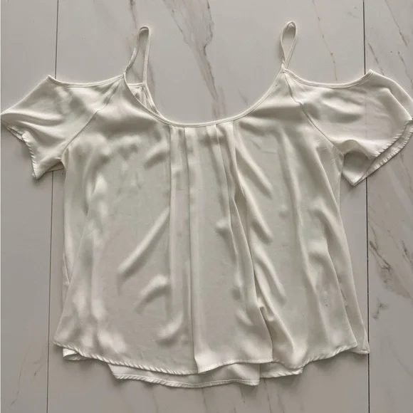 Lush Nordstrom’s Cream Cold Shoulder Blouse - Picture 1 of 2